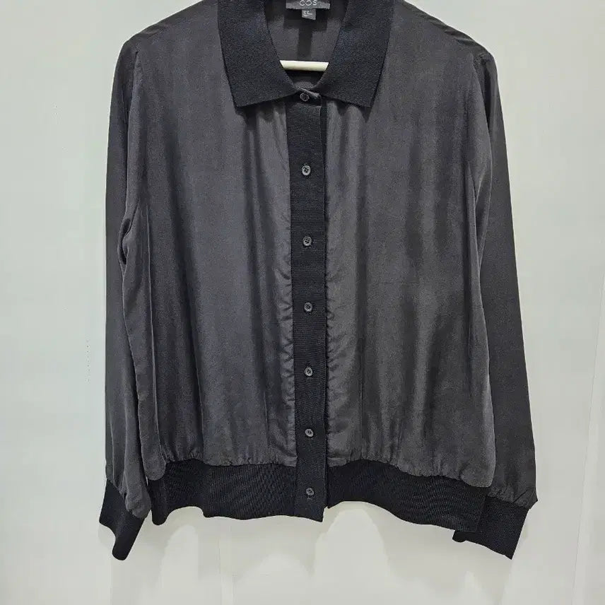 [BUNJANG] COS Button Collar Top / 코스 단추 카라 상의