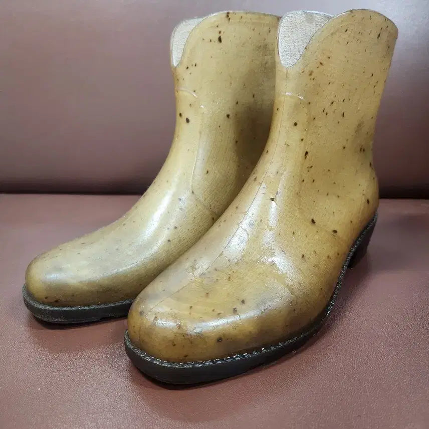 [BUNJANG] Plasticana Chelsea Boots / 플라스티카나 첼시부츠