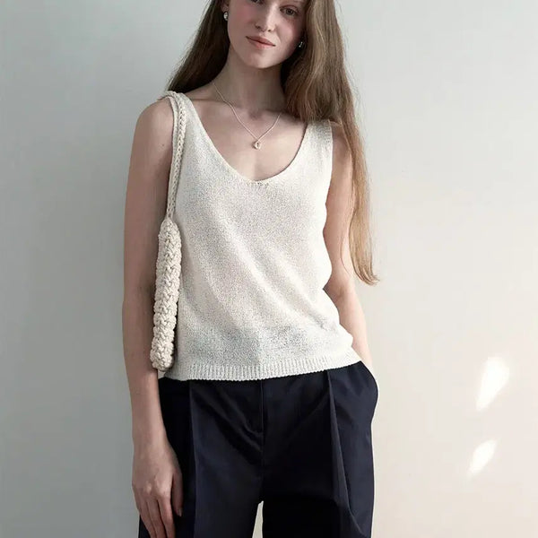 [BUNJANG] L'oeil Knit Sleeveless Top / 로에일 니트 슬리브리스