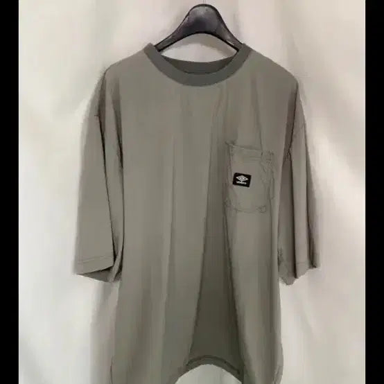 [BUNJANG] Umbro Nylon Blend Oversized Big Logo Half-Sleeve T-Shirt / 엄브로 나일론 우븐 반팔 빅로고 스트링 오버핏