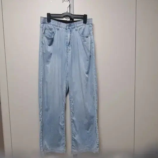 [BUNJANG] Light Wash Denim Pants / 후들데님바지