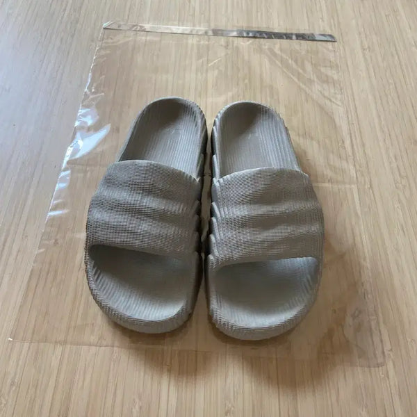 [BUNJANG] Adidas Adilette 22 Light Grey Sandals (Size 230) / 아디다스 아딜렛22 라이트그레이 230