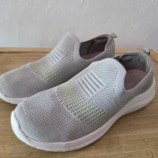 [BUNJANG] Crocodile Grey Knit Slip-On Sneakers Size 260 / 크로크다일 운동화 260