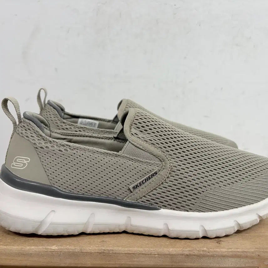 [BUNJANG] Skechers Men's Sneakers Size 265 / 스케쳐스 남성 스니커즈 265