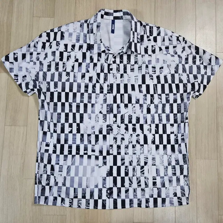[BUNJANG] SYSTEM Men's Short Sleeve Shirt (Size 95) / [SISTEM] 한섬 시스템 남성 반팔셔츠 95