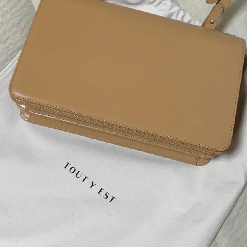[BUNJANG] Tuttie Pomell Bag Camel / 투티에 포멜백