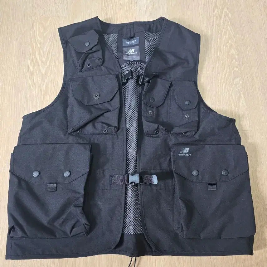 [BUNJANG] New Balance x Eastlogue Vest / 뉴발란스x이스트로그 베스트