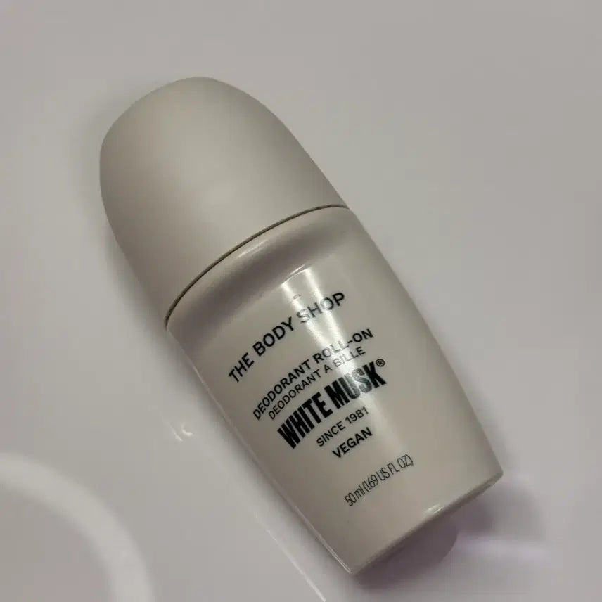 [BUNJANG] The Body Shop White Musk Deodorant Roll-On 50ml / 더바디샵 화이트머스크 데오드란트 롤온