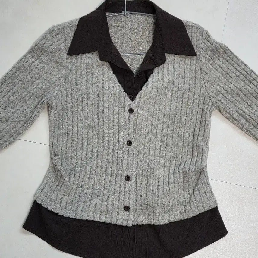 [BUNJANG] Brown V-Neck Shirt Knit / 밤색 브이넥 셔츠니트