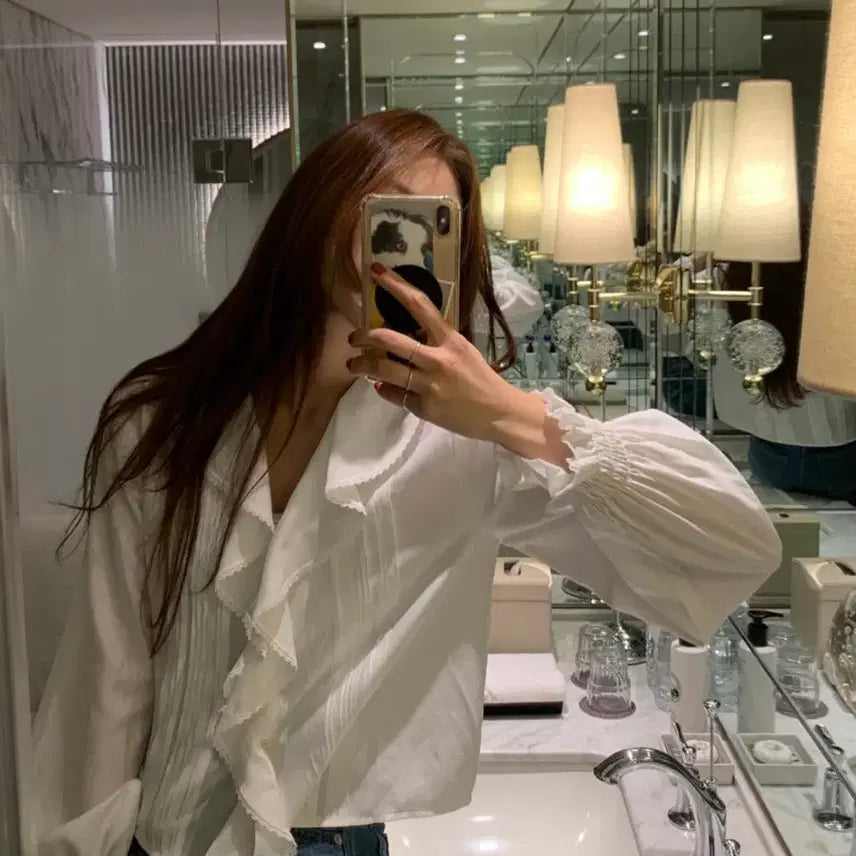 [BUNJANG] Frost J Ergo Pintuck Frill Blouse - Ivory / (F) 프로스트제이 에르 핀턱 프릴 셔츠 블라우스 아이보리