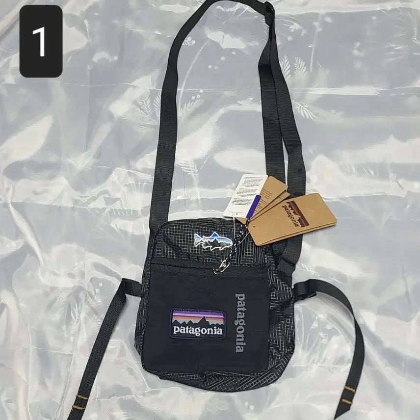 [BUNJANG] Patagonia Mini Cross Bag / [새상품] 파타고니아 미니 크로스백 가방 3색상