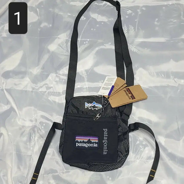 [BUNJANG] Patagonia Mini Cross Bag / [새상품] 파타고니아 미니 크로스백 가방 3색상
