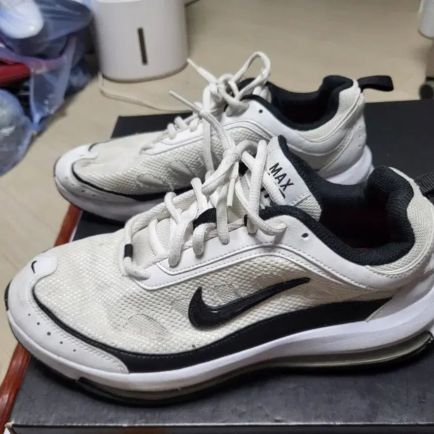 [BUNJANG] Nike Air Max AP White/Black Men's Shoes 270mm / 나이키 에어맥스 AP 화이트/블랙 270mm 상태좋음