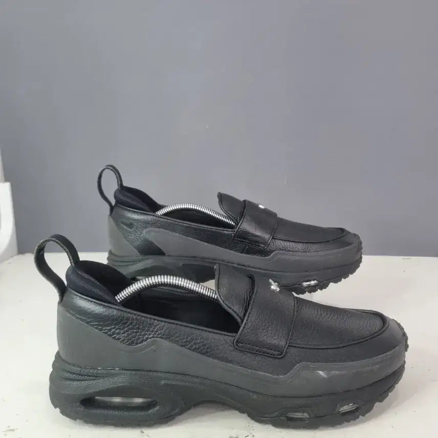 [BUNJANG] Hyojavintage Nike SWDC Phenomena Silver Loafers / 효자빈티지 270 나이키 swdc 페노메나 실버 로퍼
