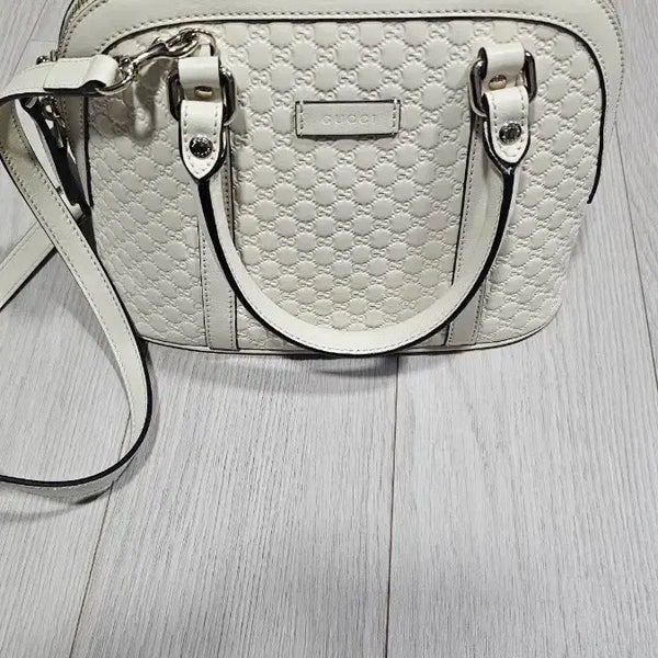 [BUNJANG] Gucci Microguccissima Tote Bag White / 구찌 마이크로시마 토트백 화이트