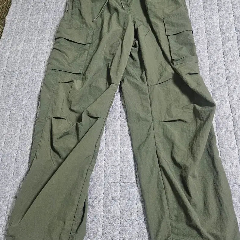[BUNJANG] Code Graphy Nylon Parachute Pants / (새상품) 코드그라피 나일론 파라슈트 팬츠