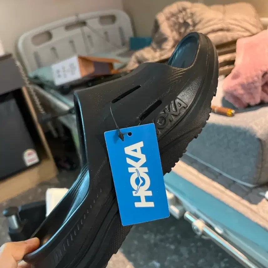 [BUNJANG] Hoka Ora Recovery Slide 3 Black 240 / 호카오라 리커버리 슬라이드3 블랙240