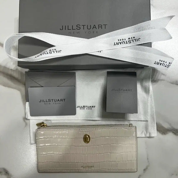 [BUNJANG] JILL STUART Ivory Leather Long Wallet / 질 스튜어트 아이보리 가죽 장지갑