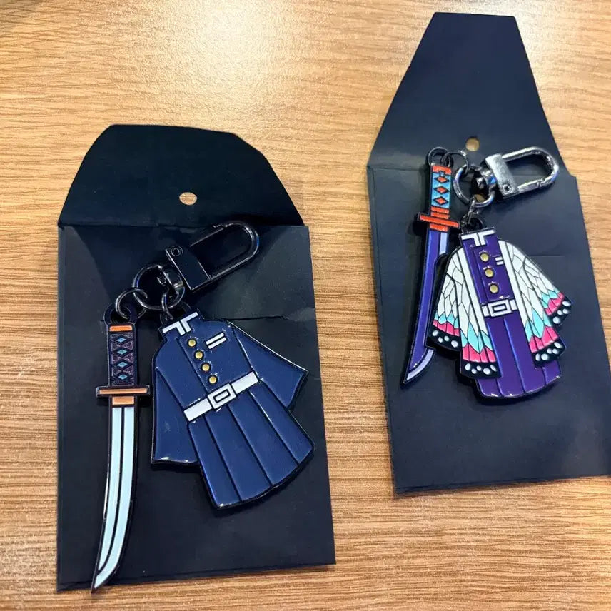 [BUNJANG] Demon Slayer Shinobu Nichirin Sword Keychain / 시노부 귀멸의칼날 일륜도 키링 판매