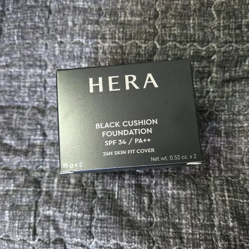 [BUNJANG] Hera Black Cushion Foundation (21N1 Vanilla) - Refill Included / 헤라 블랙쿠션 파운데이션 본품+리필 21N1 바닐라
