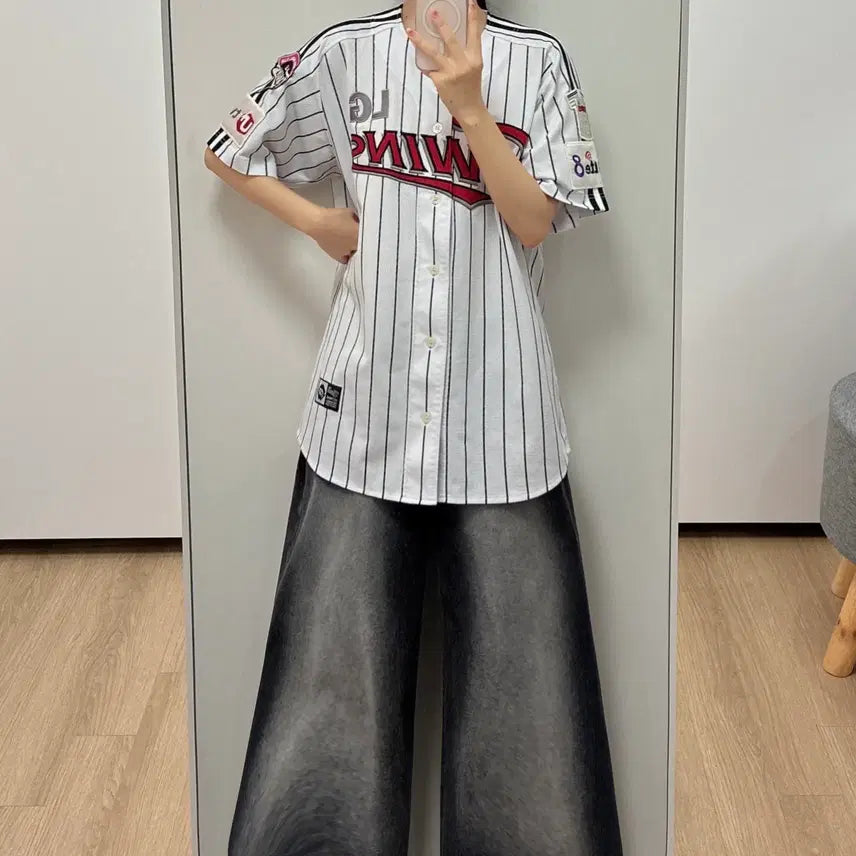 [BUNJANG] LG Twins Ryu Jae-kuk Signed Home Baseball Jersey (XL) / LG트윈스 류제국 마킹 선수 친필 싸인 홈 유니폼 105
