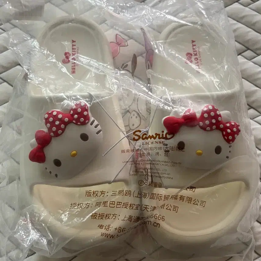 [BUNJANG] Hello Kitty Slippers (Size 250) / 헬로키티 슬리퍼