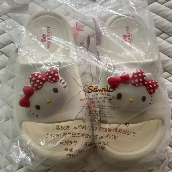 [BUNJANG] Hello Kitty Slippers (Size 250) / 헬로키티 슬리퍼