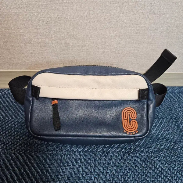 [BUNJANG] Coach Hip Pack Navy/White / 코치 힙색