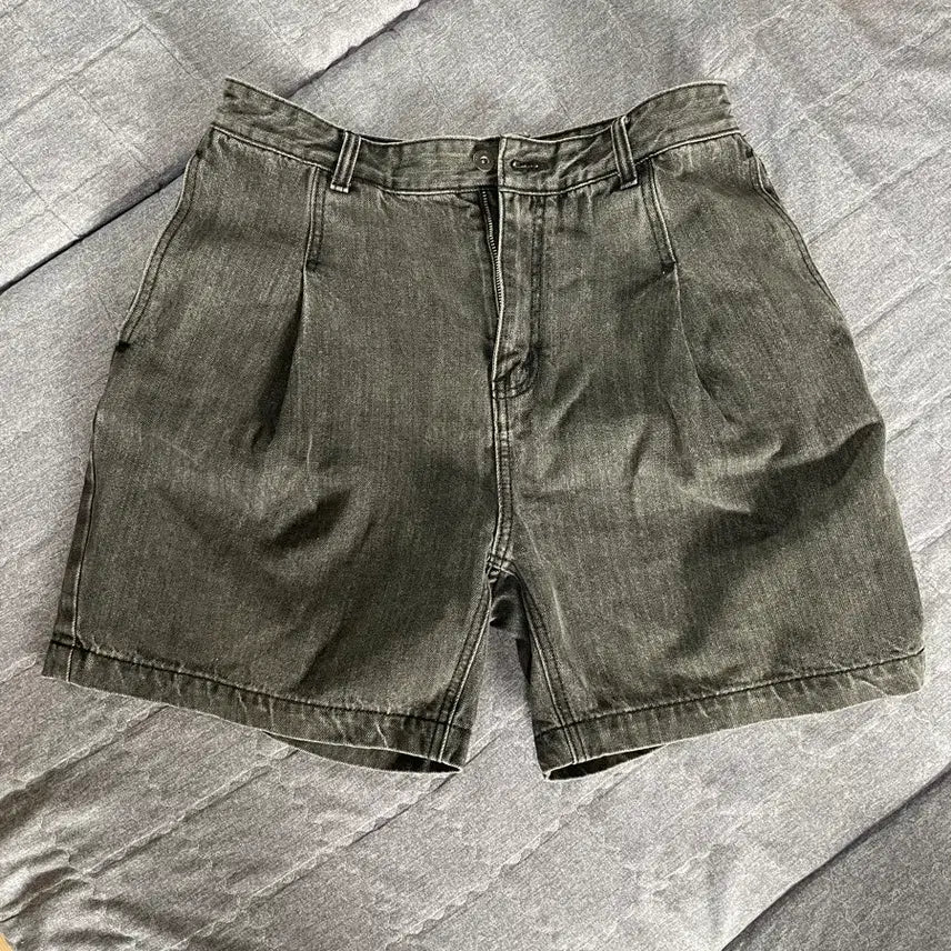 [BUNJANG] Vislow One-Tuck Denim Shorts / 30) 비슬로우 원턱 데님 반바지