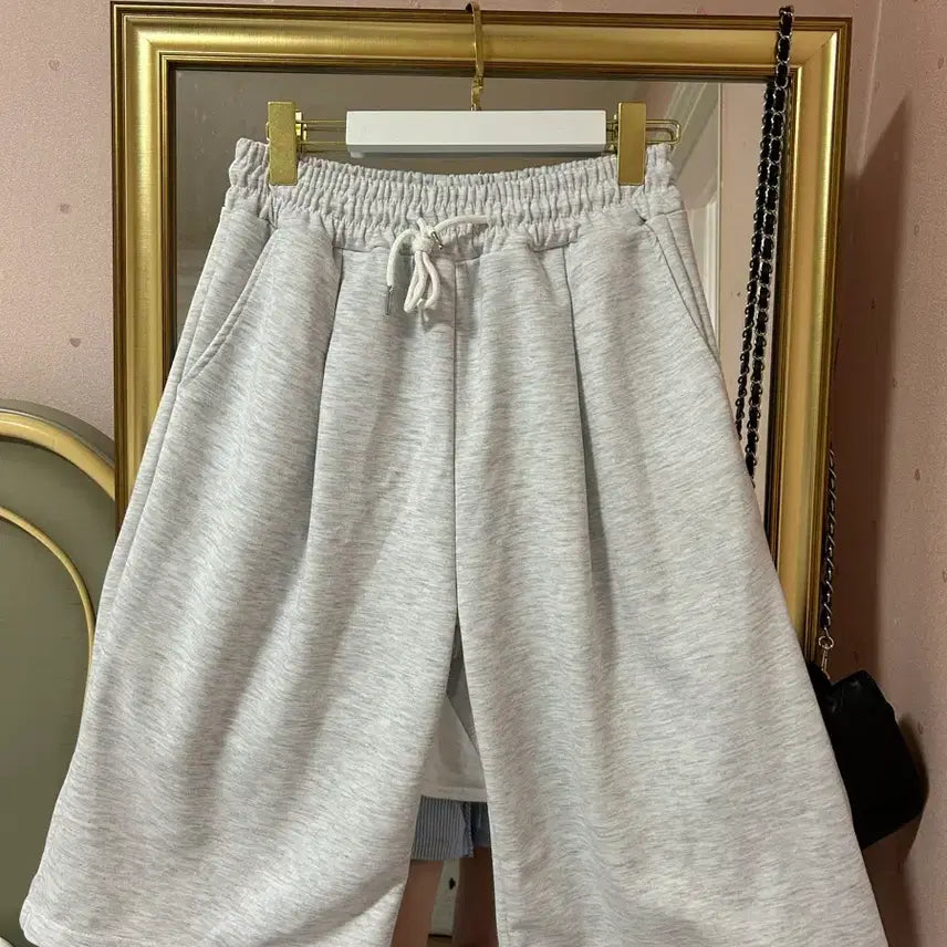 [BUNJANG] Bermuda Training Pants / 버뮤다트레이닝팬츠