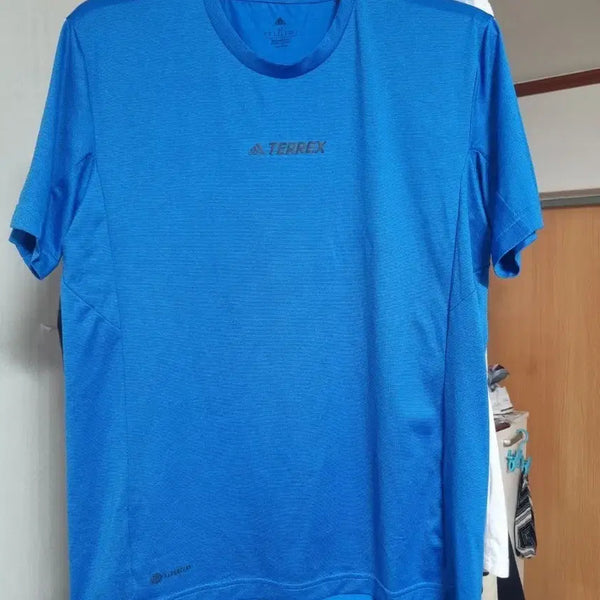 [BUNJANG] Adidas Terrex Cooling Short Sleeve T-Shirt Blue M (95) / (세탁 완료)아디다스 테렉스 냉감 반팔 티셔츠 블루 M 95사이즈