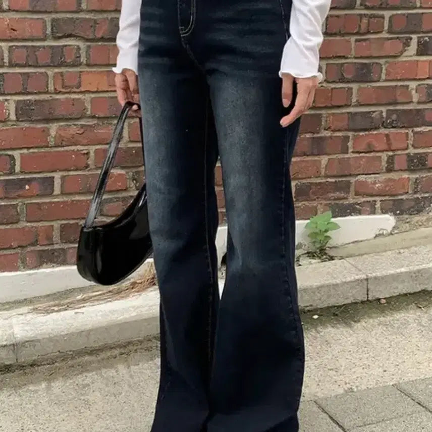 [BUNJANG] Nearwear Semi Bootcut Denim Dark Blue Normal L Size / 니어웨어 세미 부츠컷 데님 다크진청 노멀L사이즈