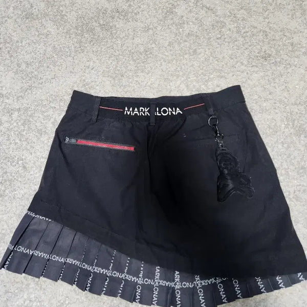 [BUNJANG] Mark & Luna Black Pleated Golf Skirt / 마크앤로나 골프 스커트 블랙-55