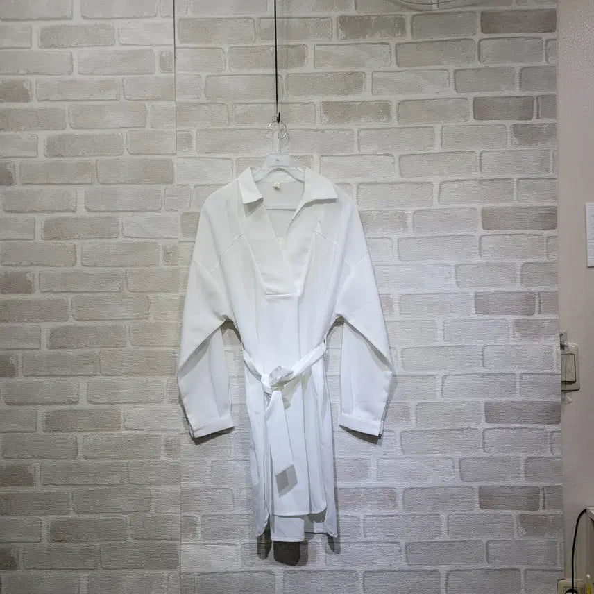 [BUNJANG] Kara One-Piece Dress (Free Size) / ㅎ1504 카라 원피스 F