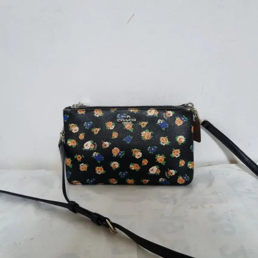 [BUNJANG] Coach Floral Pattern Women's Crossbody Bag / 코치 플로럴 패턴 여성용 크로스백