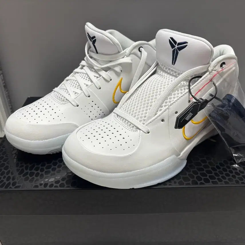 [BUNJANG] Nike Kobe 4 Draft Day 295 Basketball Shoes / 295) 나이키 코비4 드래프트팩 10번 농구화
