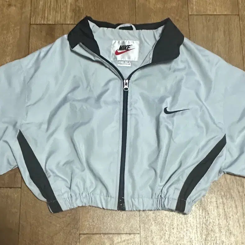 [BUNJANG] Nike Cropped Windbreaker Jacket / 나이키 크롭 바람막이
