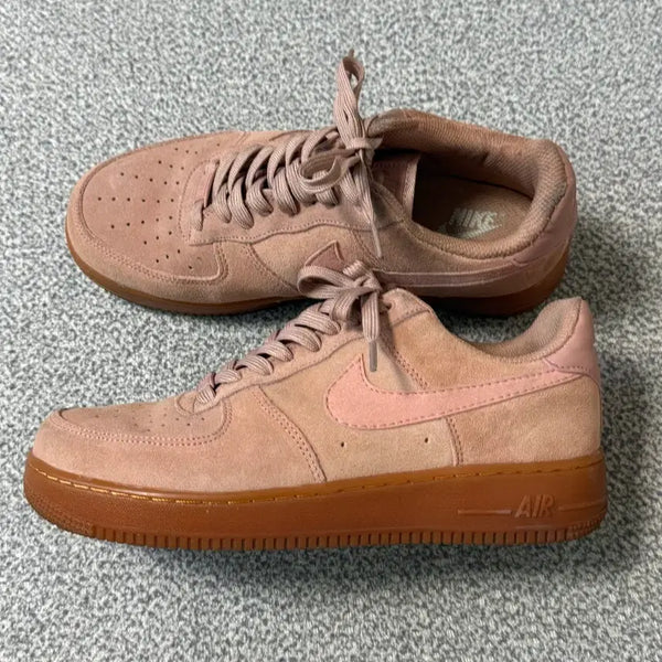 [BUNJANG] Nike Air Force 1 '07 LV8 Suede Particle Pink 260 / 나이키 에어포스 스웨이드 파티클 핑크 260