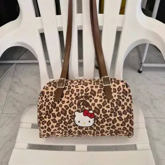 [BUNJANG] Hello Kitty Leopard Print Shoulder Bag & Cap / 헬로키티 레오파드 숄더백 멋지고 예뻐요 새상품 개당가격 모자도 멋쪄요 4개구매 30000원
