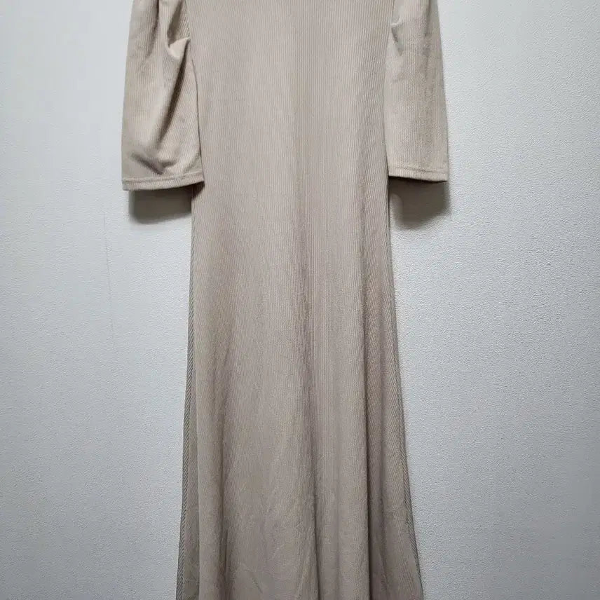 [BUNJANG] Ribbed Puff Sleeve Long Dress / 71415 / 베이지색 골지 퍼프소매 원피스