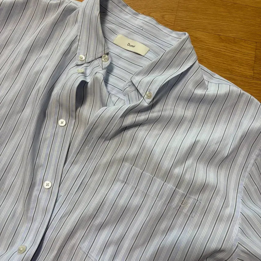 [BUNJANG] Dunst Striped Shirt / 던스트 스트라이프 셔츠