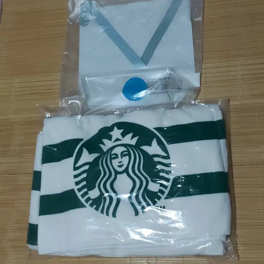 [BUNJANG] Starbucks Summer Beach Towel Green with Beach Bag / 스타벅스 서머비치타올 그린