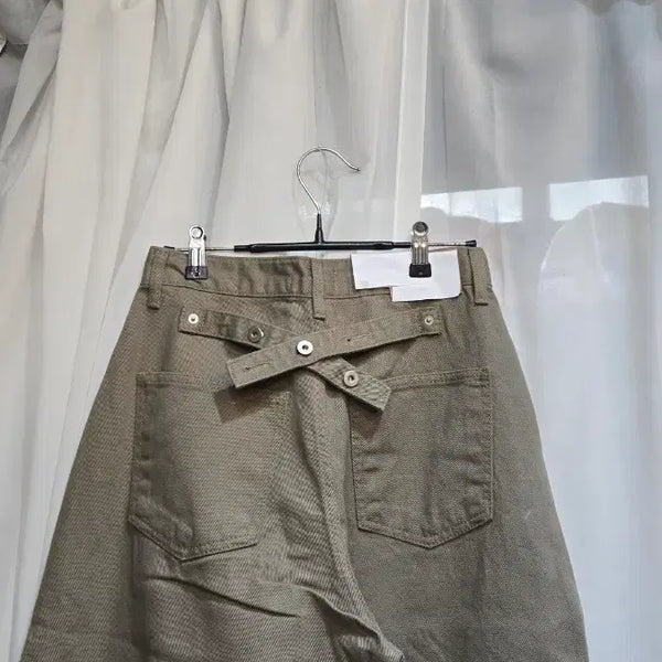 [BUNJANG] 692 Khaki Wide Leg Jeans / 뒷버클 S,M,L 692 카키진 와이드