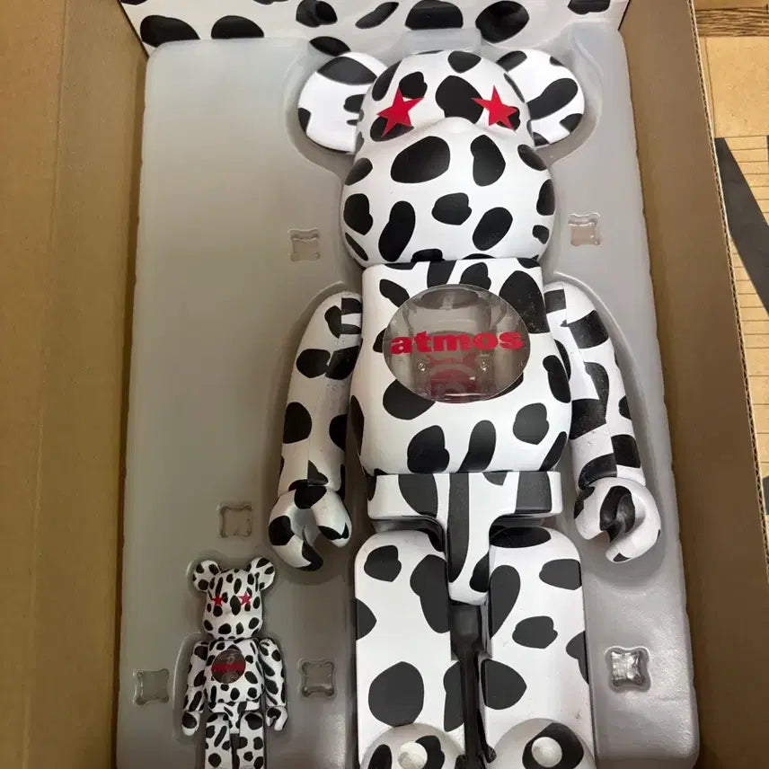 [BUNJANG] Bearbrick Atmos Dalmatian 100% & 400% / 베어브릭 아트모스 달마시안 100% & 400%