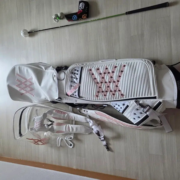 [BUNJANG] Golf Bag Set with W Logo and Pink Accents / 골프백세트