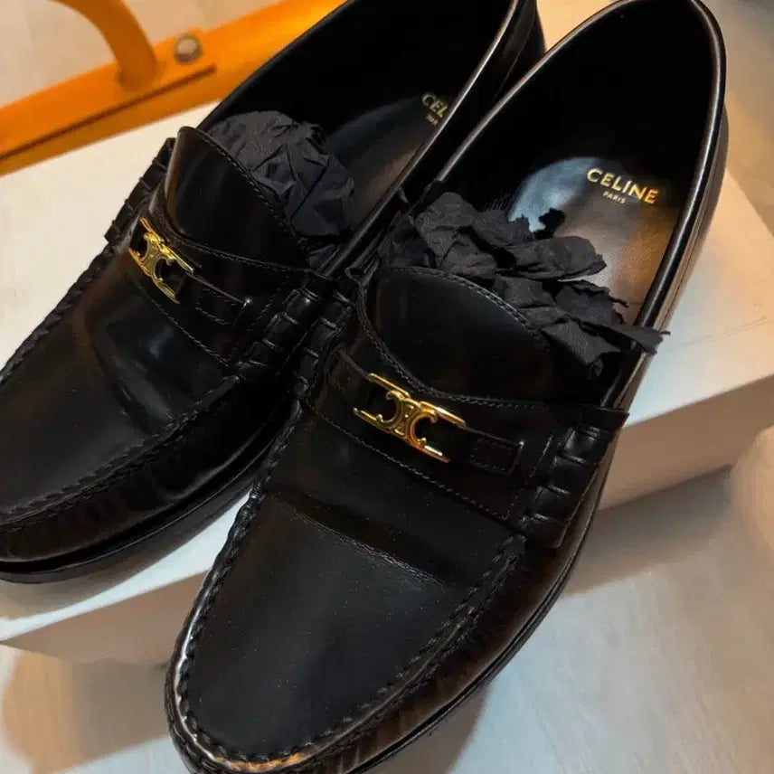 [BUNJANG] Celine Triomphe Louco Loafers / 셀린느 트리오페 루코 로퍼