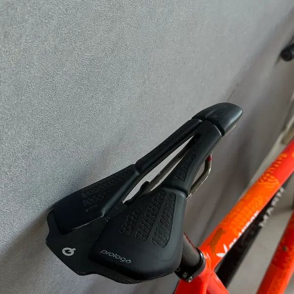 [BUNJANG] Prologo Scratch M5 CPC Tirox Saddle / 프롤로고 스크래치 M5 CPC 티록스 안장 판매합니다