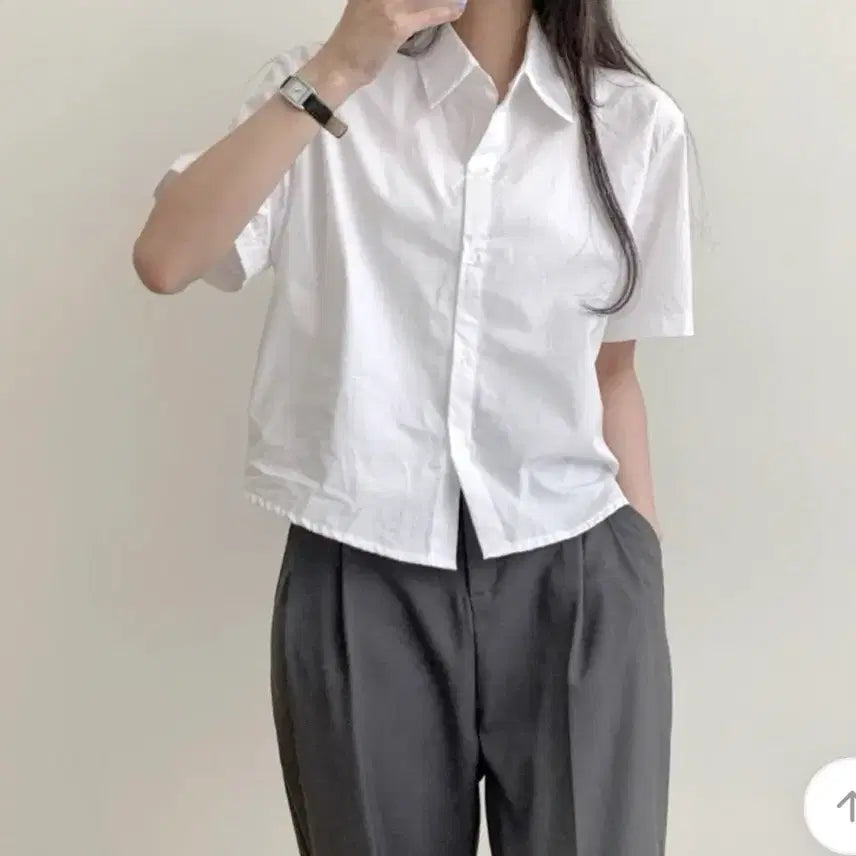[BUNJANG] Kara Short-Sleeve Shirt / 카라 반팔셔츠