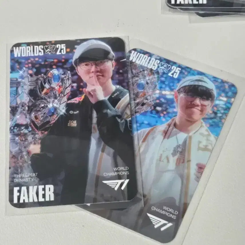 [BUNJANG] MSI Faker & Oner Photocard Set / MSI 페이커 + 오너포카세트