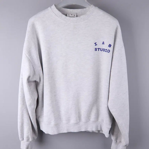 [BUNJANG] I.A.B STUDIO Sweatshirt Light Grey (L) / 아이앱스튜디오 맨투맨 라이트그레이 (L)